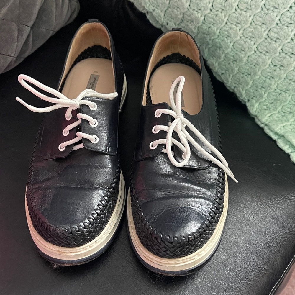 Bottega Veneta Black and Cream Leather Loafers